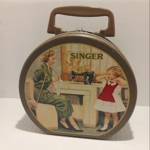 Singer vintage style children's lunch pail